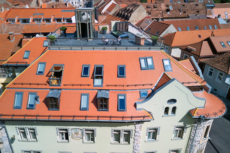 Ferestrele de mansarda VELUX la Schuster Boarding House, Brasov