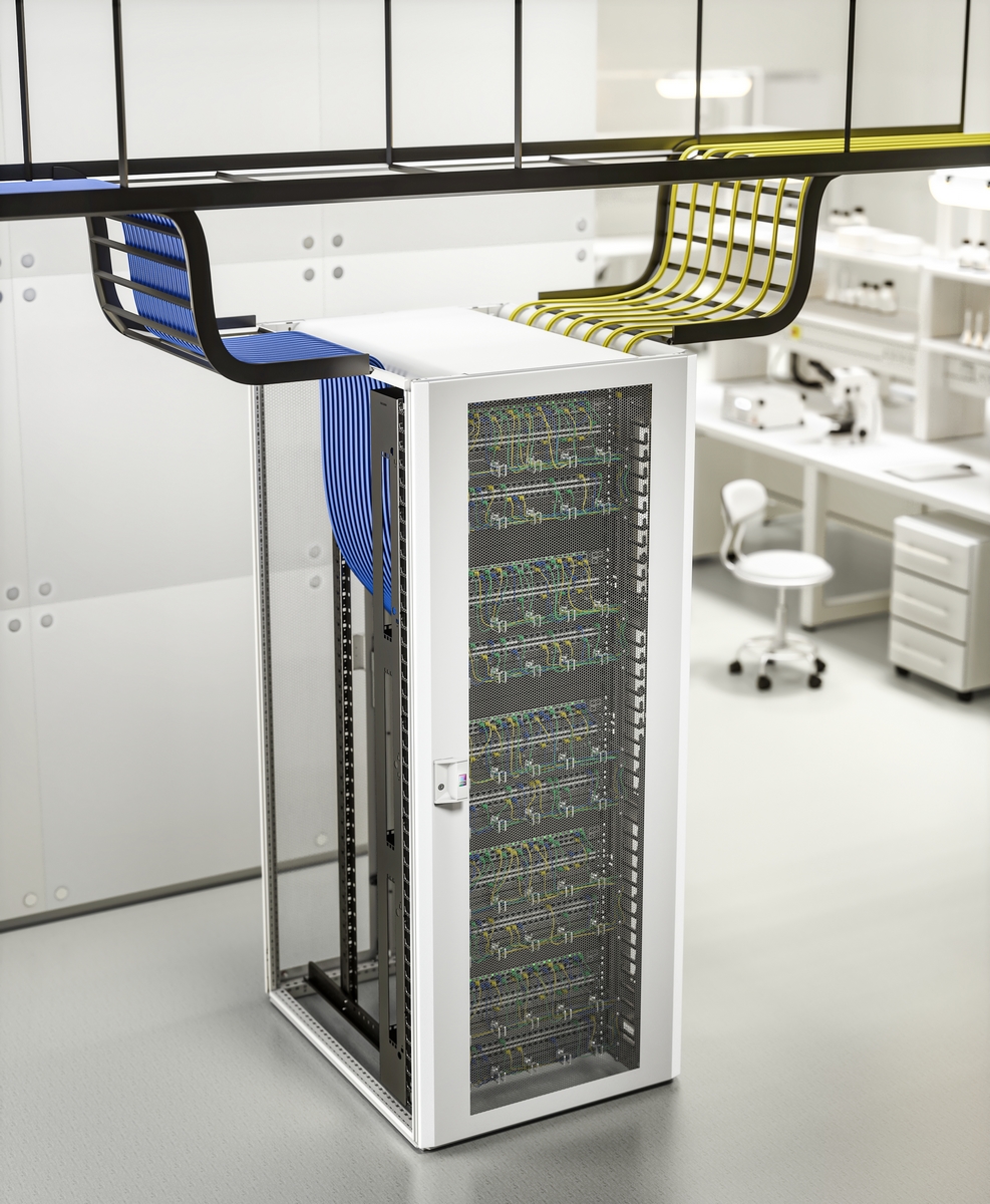 Platforma de rack-uri de retea Rittal TX CableNet